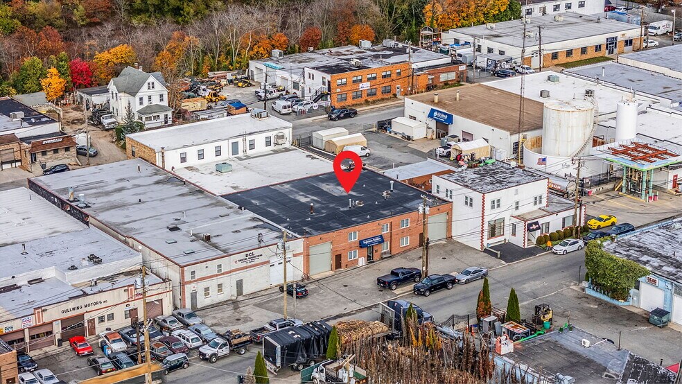 More Photos Of 88 Windsor Ave, Mineola Warehouse For Sale