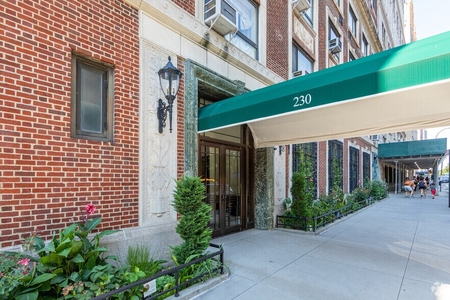 More Photos Of 230-234 Central Park W, New York Apartments For Lease