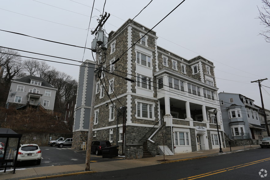 More Photos Of 75 S Main St, Phillipsburg Office For Lease