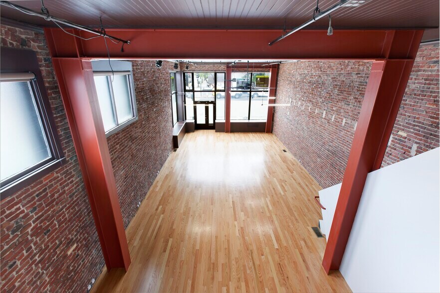 More Photos Of 1099 Folsom St, San Francisco Loft Creative Space For Lease