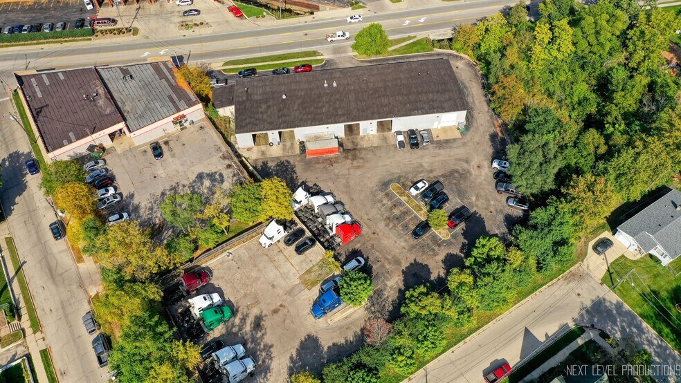 More Photos Of 765 Villa St, Elgin Warehouse For Sale