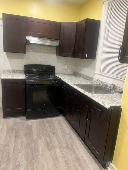 More Photos Of 2305 Elsinore Ave, Baltimore Congregate Senior Housing For Lease