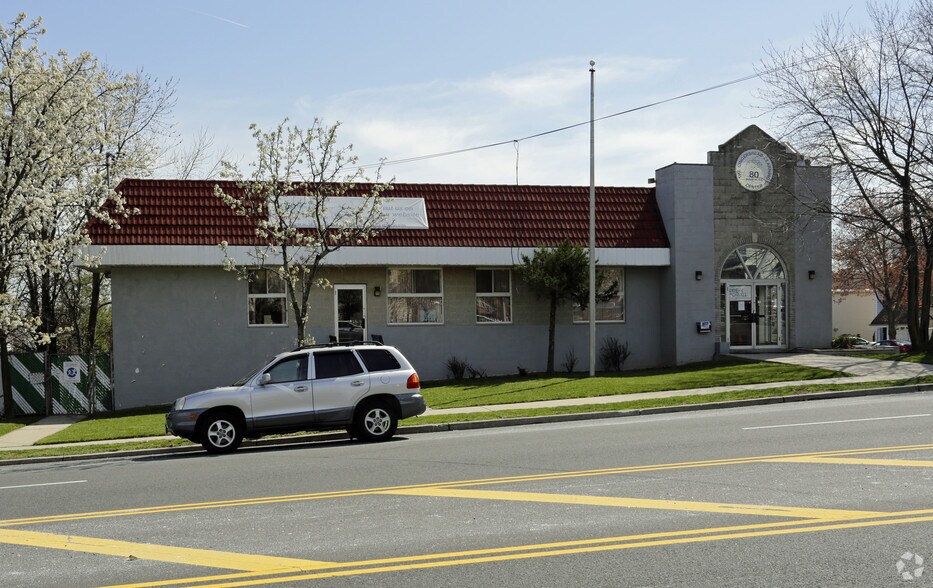 More Photos Of 80 Woodrow Rd, Staten Island Daycare Center For Lease