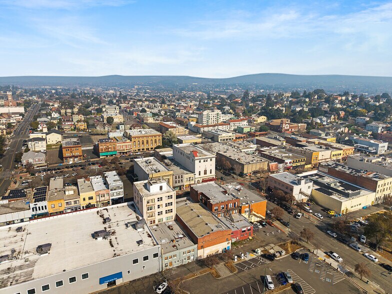 More Photos Of 331 Georgia St, Vallejo Storefront For Sale