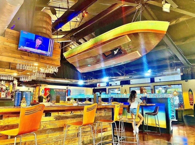 More Photos Of 606 N Pinellas Ave, Tarpon Springs Restaurant For Sale