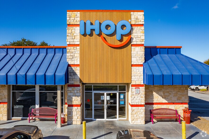 More Photos Of 30190-30218 US Hwy 19 N, Clearwater Unknown For Lease