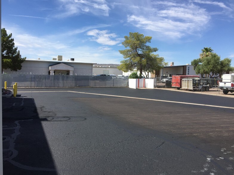 More Photos Of 4822 S 40th St, Phoenix Warehouse For Lease