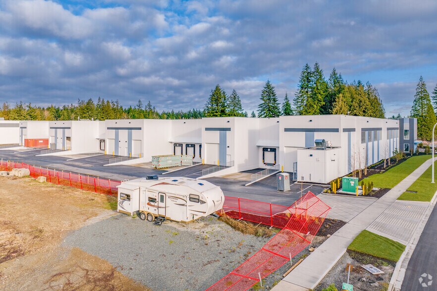 More Photos Of 3475 194 St, Surrey Warehouse For Lease