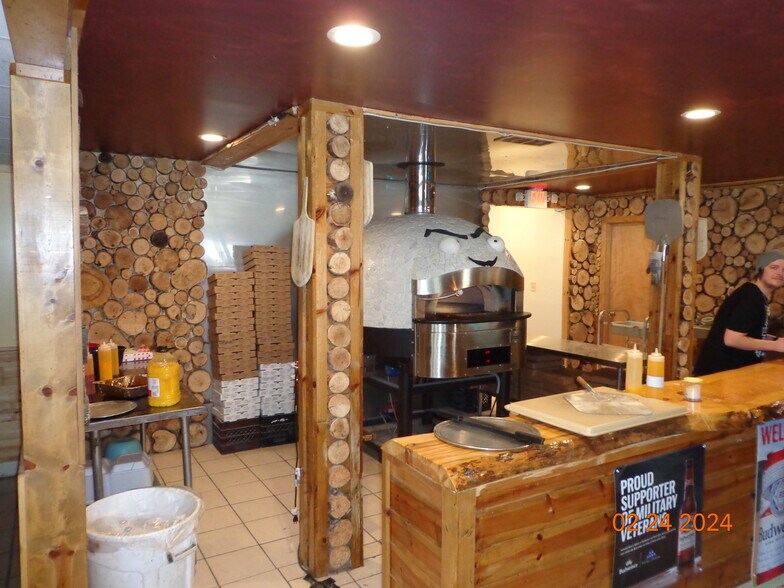 More Photos Of 2570 N Saint Helen Rd, Saint Helen Restaurant For Sale