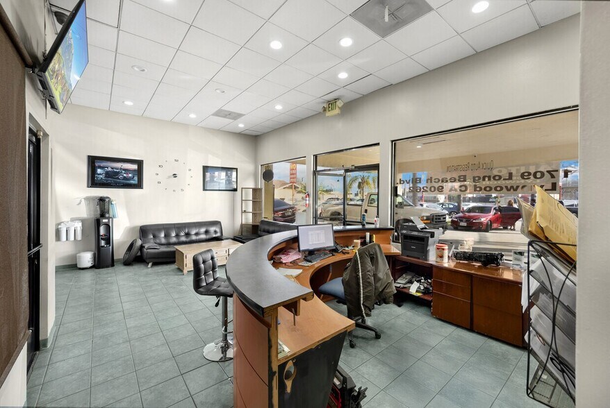 More Photos Of 11709 Long Beach Blvd, Lynwood Auto Dealership For Sale