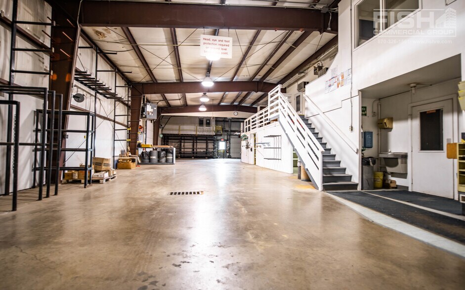 More Photos Of 3010-3024 Lycoming Creek Rd, Williamsport Warehouse For Lease
