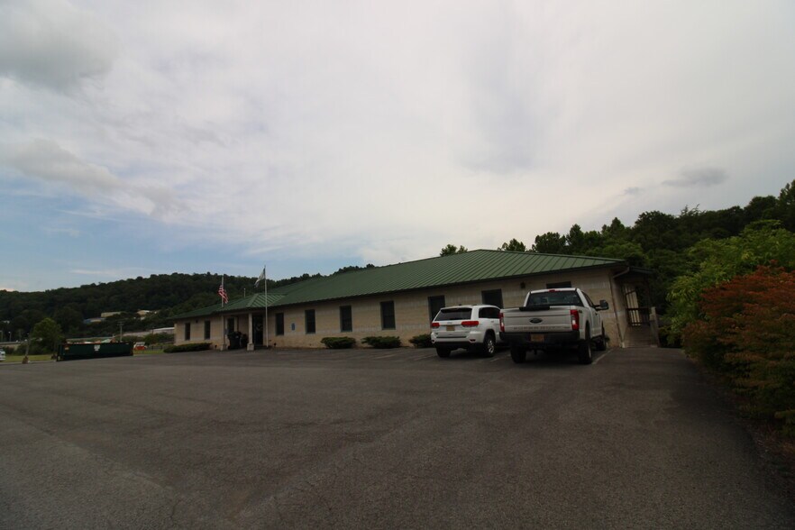 More Photos Of 2031 Pleasant Valley Rd, Fairmont Medical For Sale