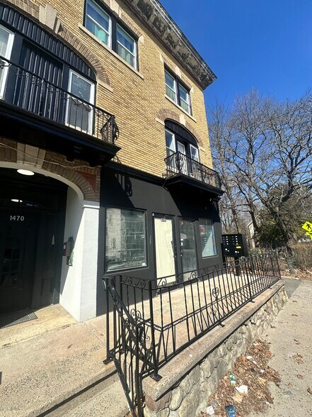 More Photos Of 1468-1472 Baldwin St, Waterbury Storefront Retail Residential For Sale