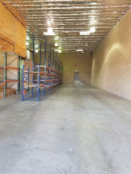 More Photos Of 7648 Lemon Ave, Lemon Grove Manufacturing For Lease