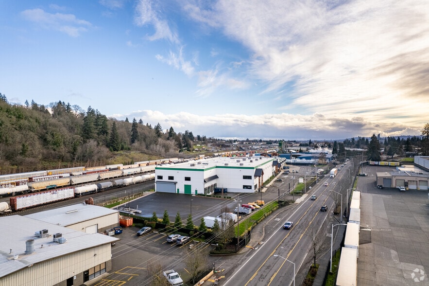 More Photos Of 4611 Nw Fruit Valley Rd, Vancouver Warehouse For Lease