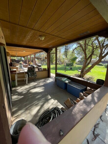 More Photos Of 1804 E College Blvd, Roswell General Retail For Sale