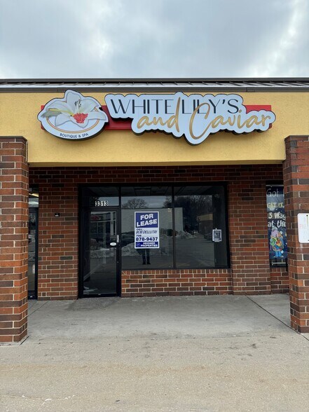 More Photos Of 3315 W 115th St, Merrionette Park General Retail For Lease