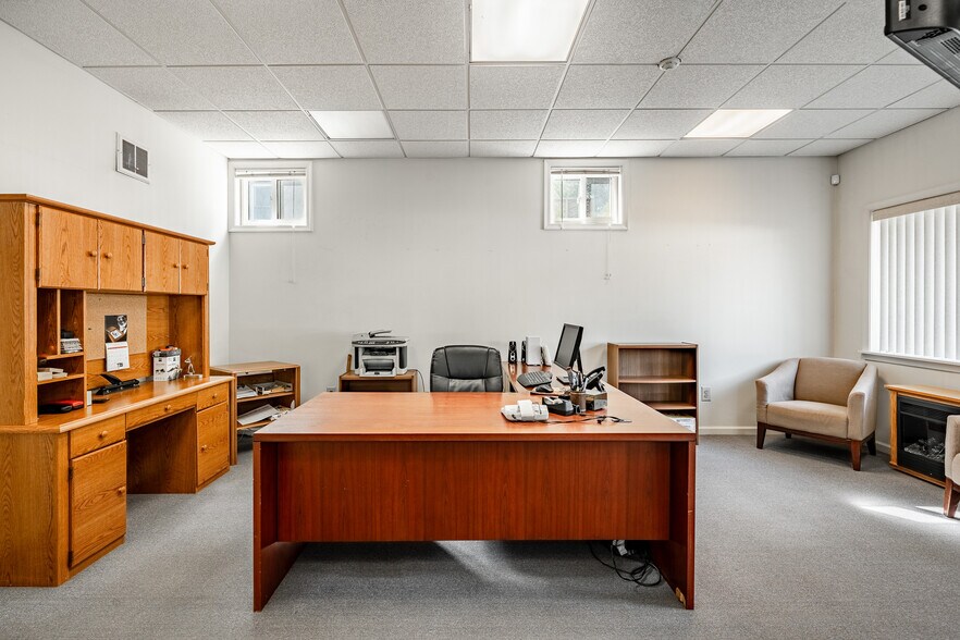 More Photos Of 663 Clearview Ave, Trevose Light Manufacturing For Sale