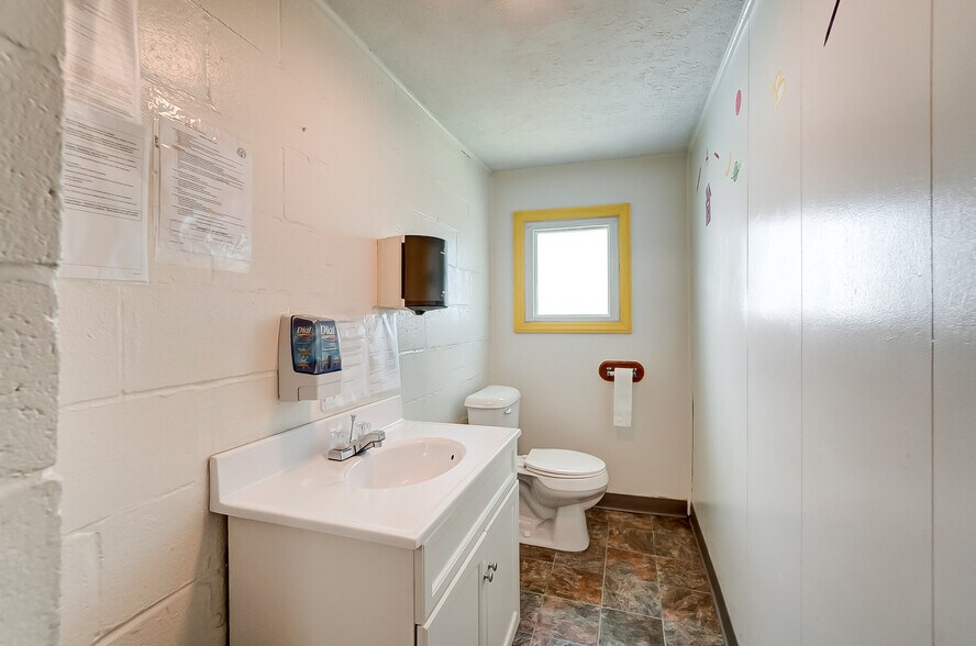 More Photos Of 7357 US Route 35 E, West Alexandria Daycare Center For Sale