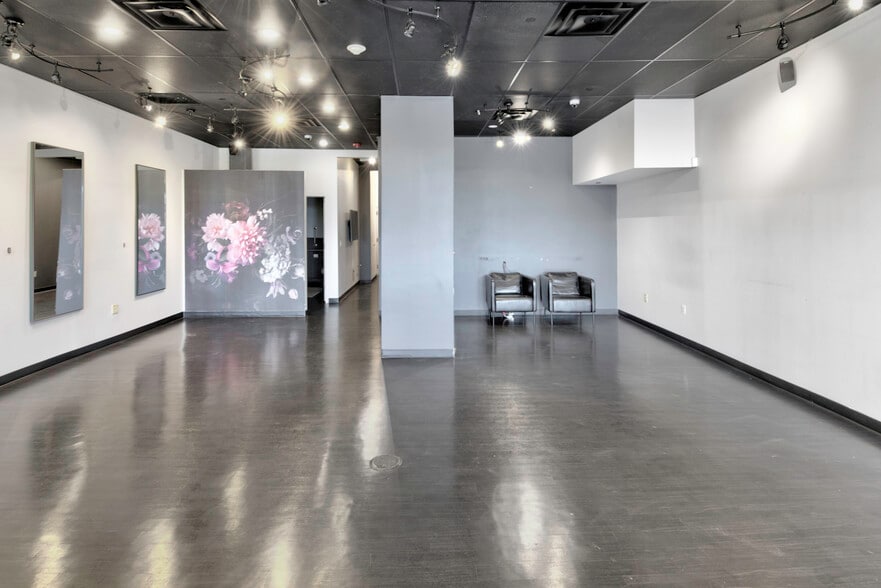 More Photos Of 195 S Union Blvd, Lakewood Storefront Retail Office For Lease