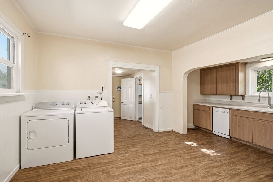 More Photos Of , Spokane Multifamily For Sale