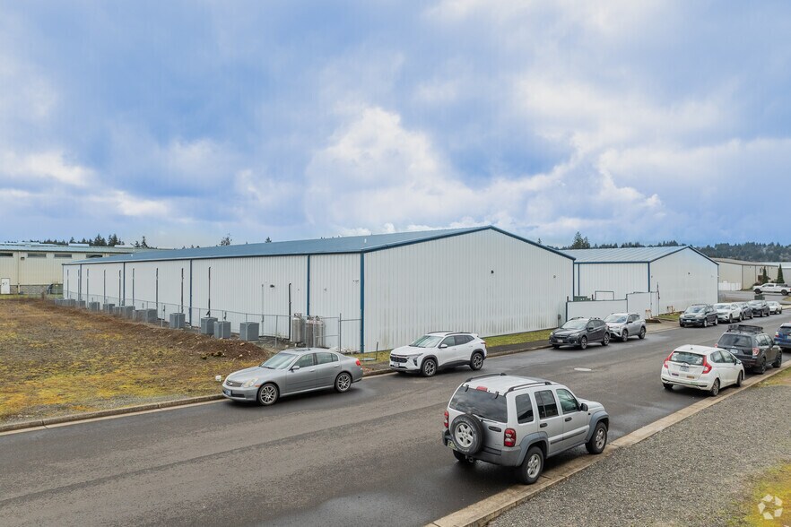 Primary Photo Of 1040 NW Noble Dr, Estacada Manufacturing For Sale