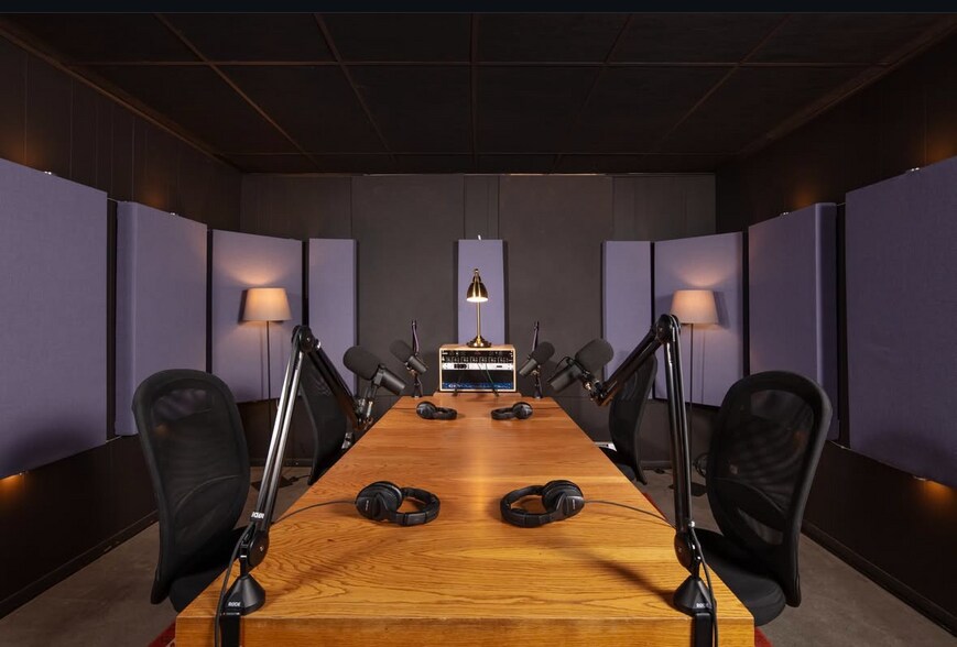 More Photos Of 2565 Curtis St, Denver Warehouse For Sale