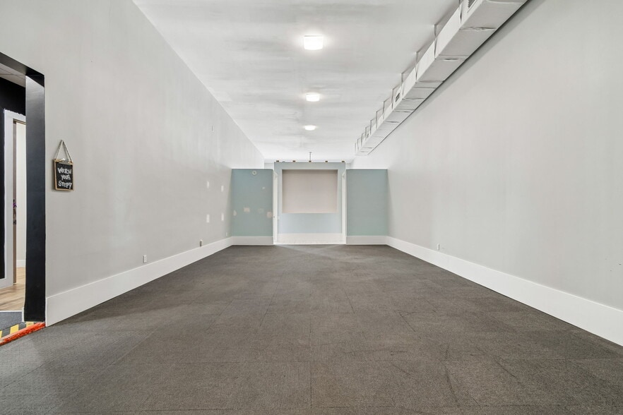 More Photos Of 2801-2805 Dr Martin Luther King Jr St N, Saint Petersburg Storefront Retail Office For Lease