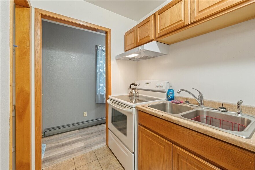 More Photos Of 205 A St, Fairbanks Apartments For Sale