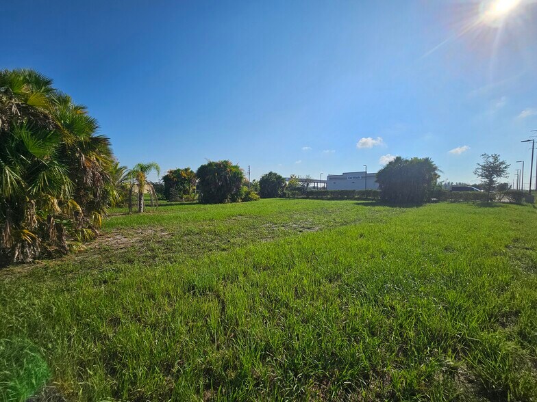 More Photos Of E Shell Point Rd, Ruskin Office For Lease