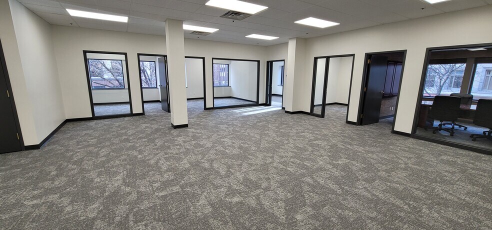 More Photos Of 230 2nd St SE, Cedar Rapids Office For Lease