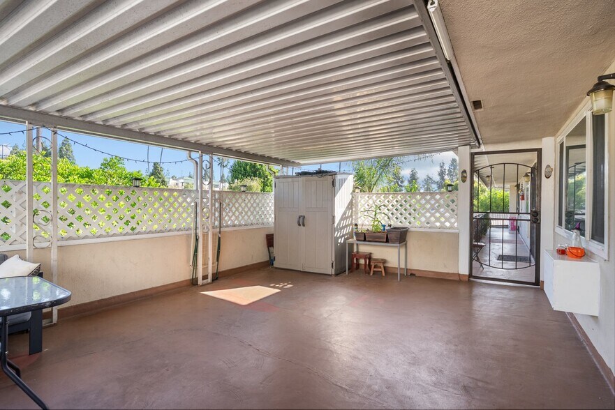 More Photos Of 6661 Wilkinson Ave, North Hollywood Apartments For Sale
