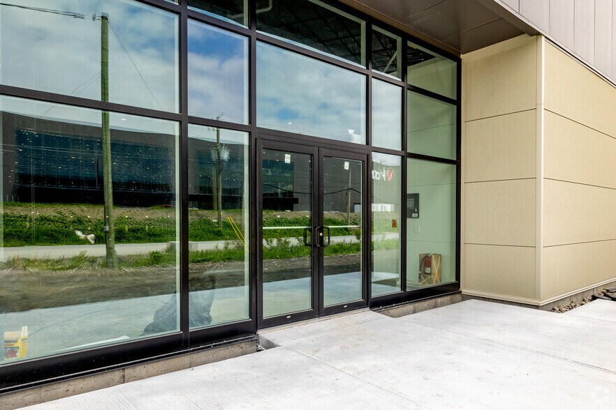 More Photos Of 860 St Turnbull, Beauharnois Warehouse For Sale