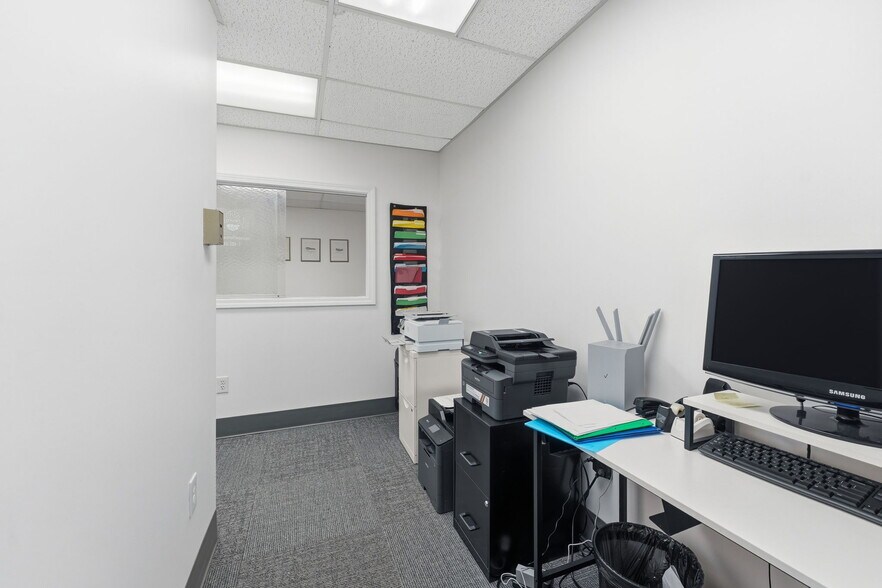 More Photos Of 1515 Smith St, North Providence Medical For Sale