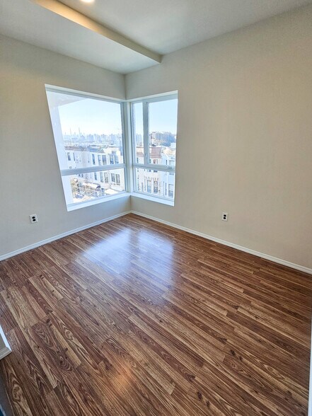 More Photos Of 686 Eagle Ave, Bronx Apartments For Sale
