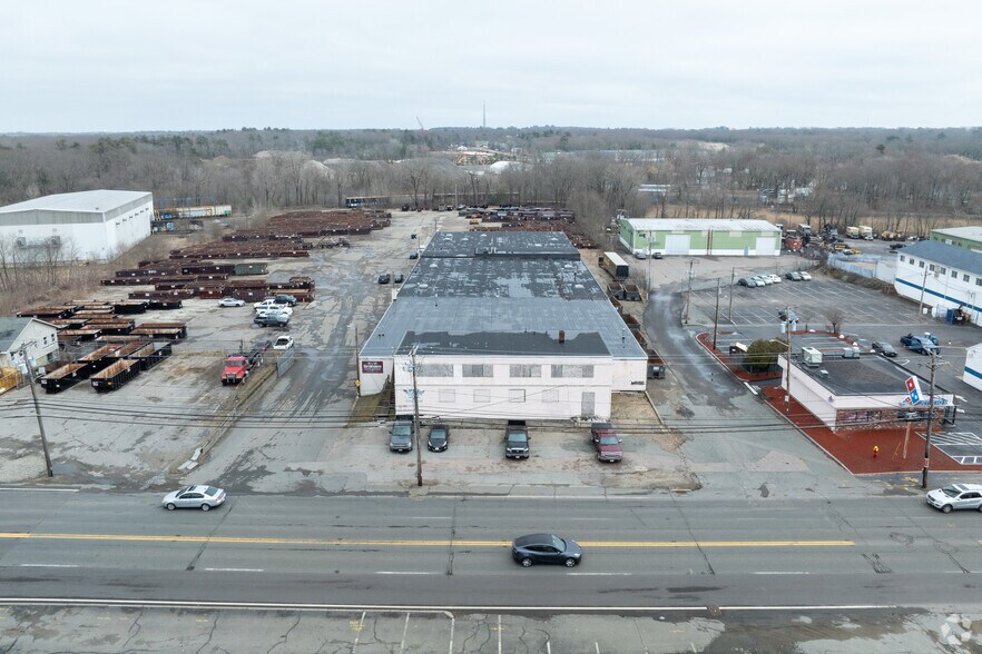 More Photos Of 1093 N Montello St, Brockton Service For Lease