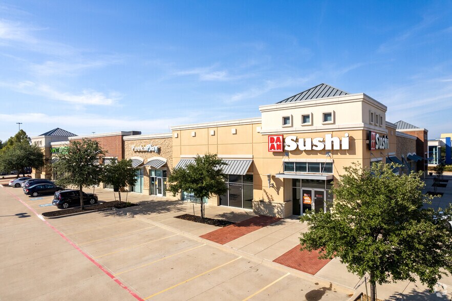 Primary Photo Of 2805 E Grapevine Mills Cir, Grapevine General Retail For Sale