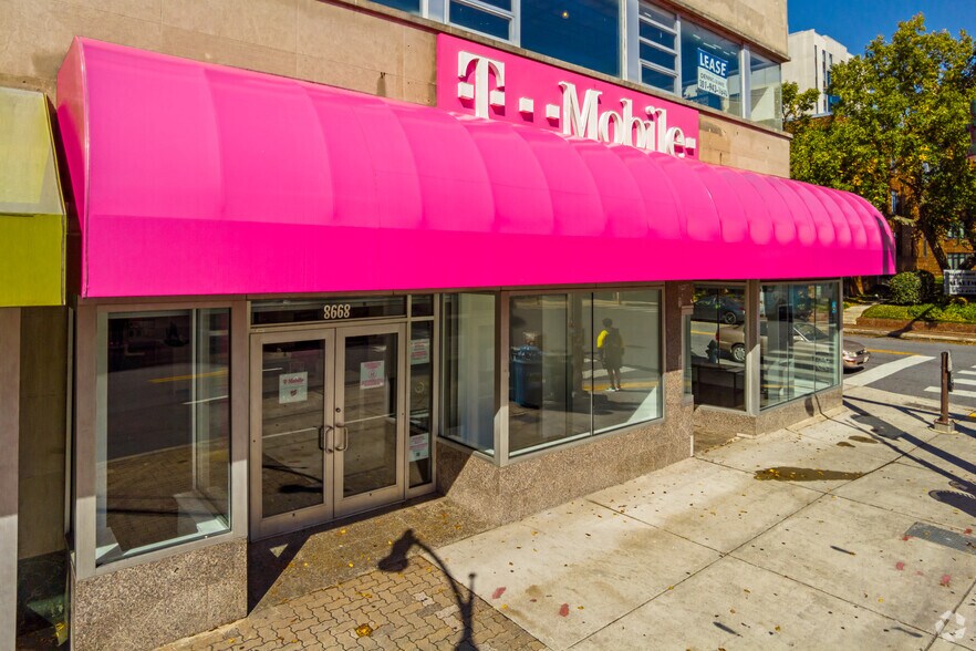 More Photos Of 8600 Fenton St, Silver Spring Storefront Retail Office For Lease