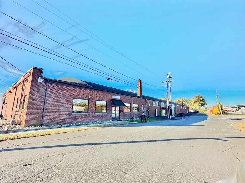 More Photos Of 10 Sparks St, Plainville Manufacturing For Sale