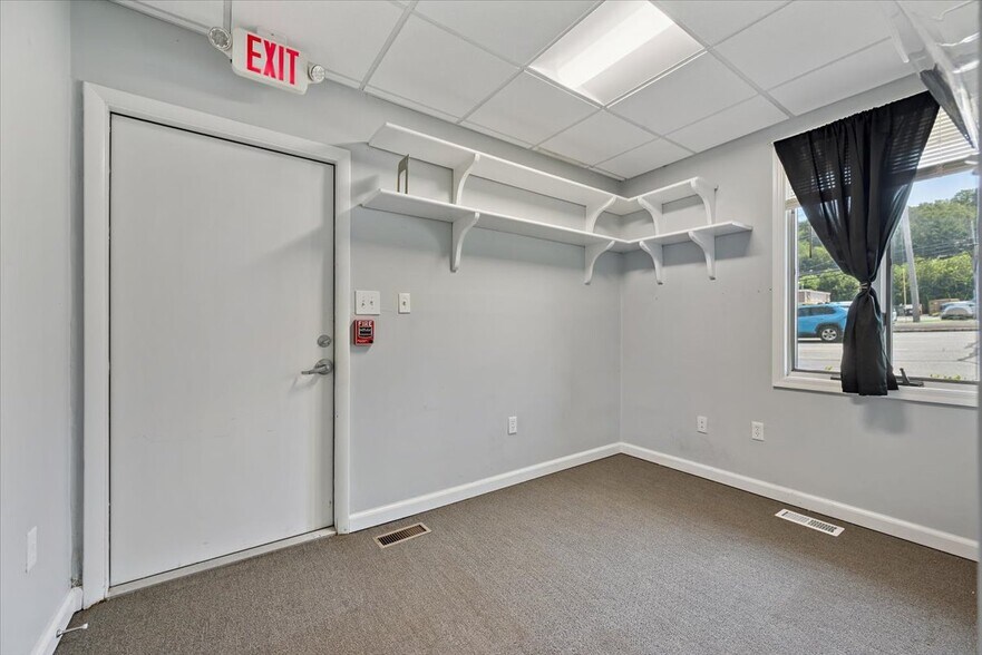 More Photos Of 159 Us Highway 46, Rockaway Office For Lease