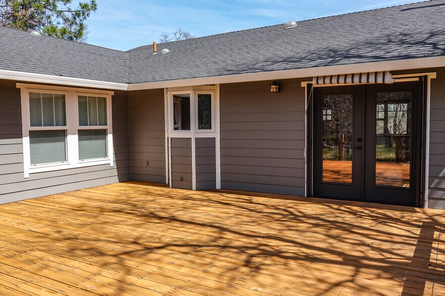 More Photos Of 2003 Kidder Creek Rd, Greenview Land For Sale