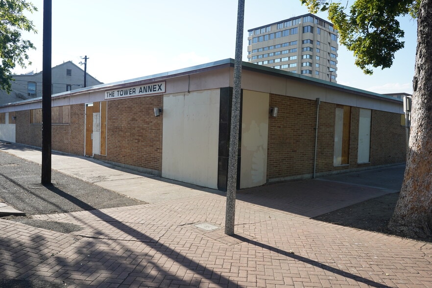 More Photos Of 421 E Chestnut Ave, Yakima Office For Lease