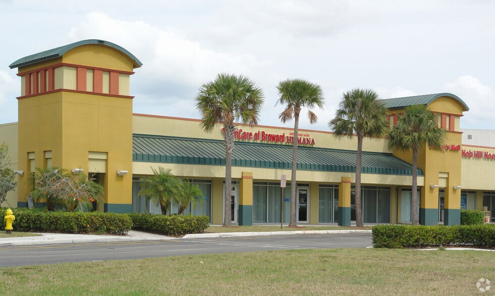 More Photos Of 7642-7686 Nob Hill Rd, Tamarac Unknown For Lease