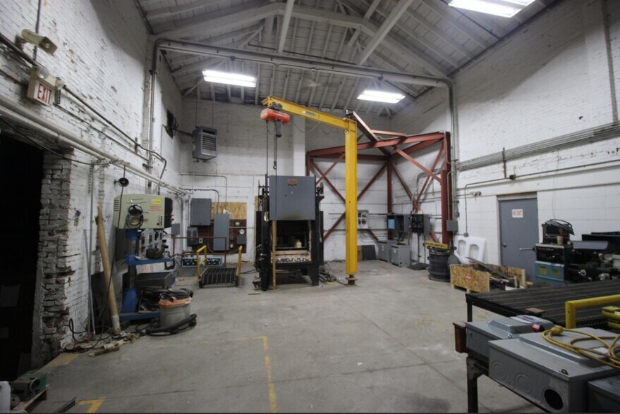 More Photos Of 235-257 Ormond St, Rochester Manufacturing For Sale