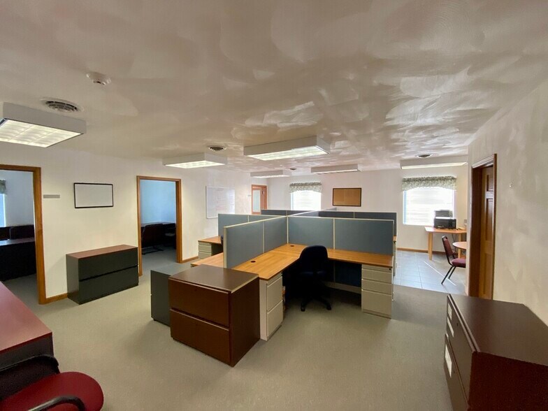 More Photos Of 16888 State Route 706, Montrose Medical For Lease