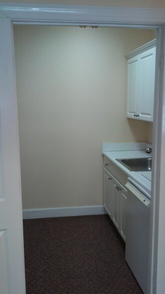 More Photos Of 2820 Lassiter Rd, Marietta Office Residential For Sale