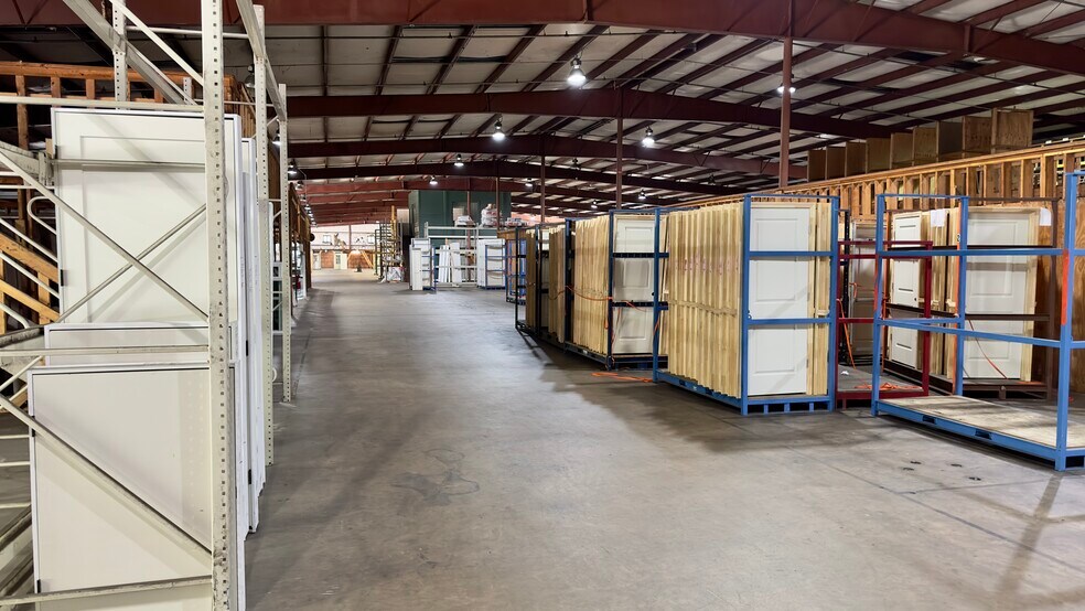 More Photos Of 1695 Buford Hwy, Duluth Warehouse For Sale