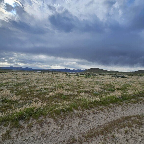 More Photos Of 6105 E Frontage Rd, Imlay Land For Lease