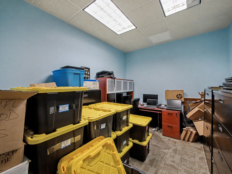 More Photos Of 6861 Garden Rd, Riviera Beach Warehouse For Sale