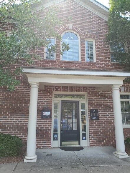 More Photos Of 5470 McGinnis Village Pl, Alpharetta Office For Lease